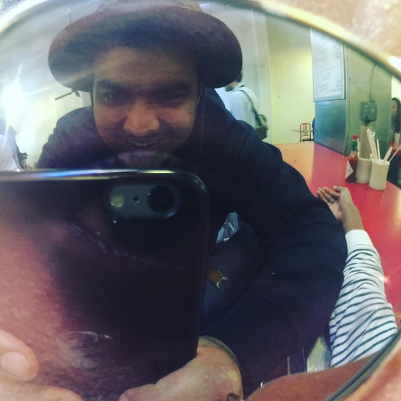 Meet your Posher, Alonso - Picture 1 of 1